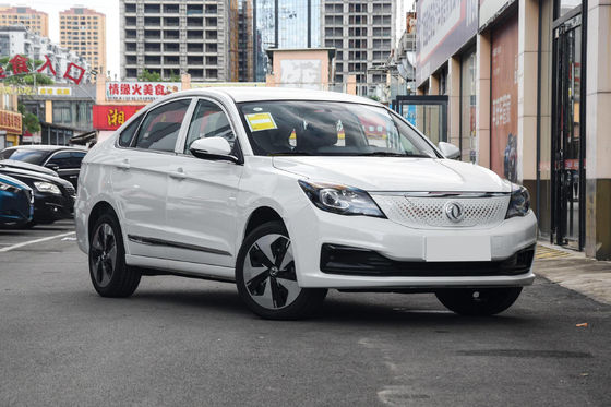 Dong Feng E70 Chinese Electric Taxi For Online Ride Hailing Battery Life 400KM