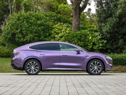 Huawei Luxeed R7 . China's most advanced smart car, with a pure electric range of up to 802KM! China's high-end electric car